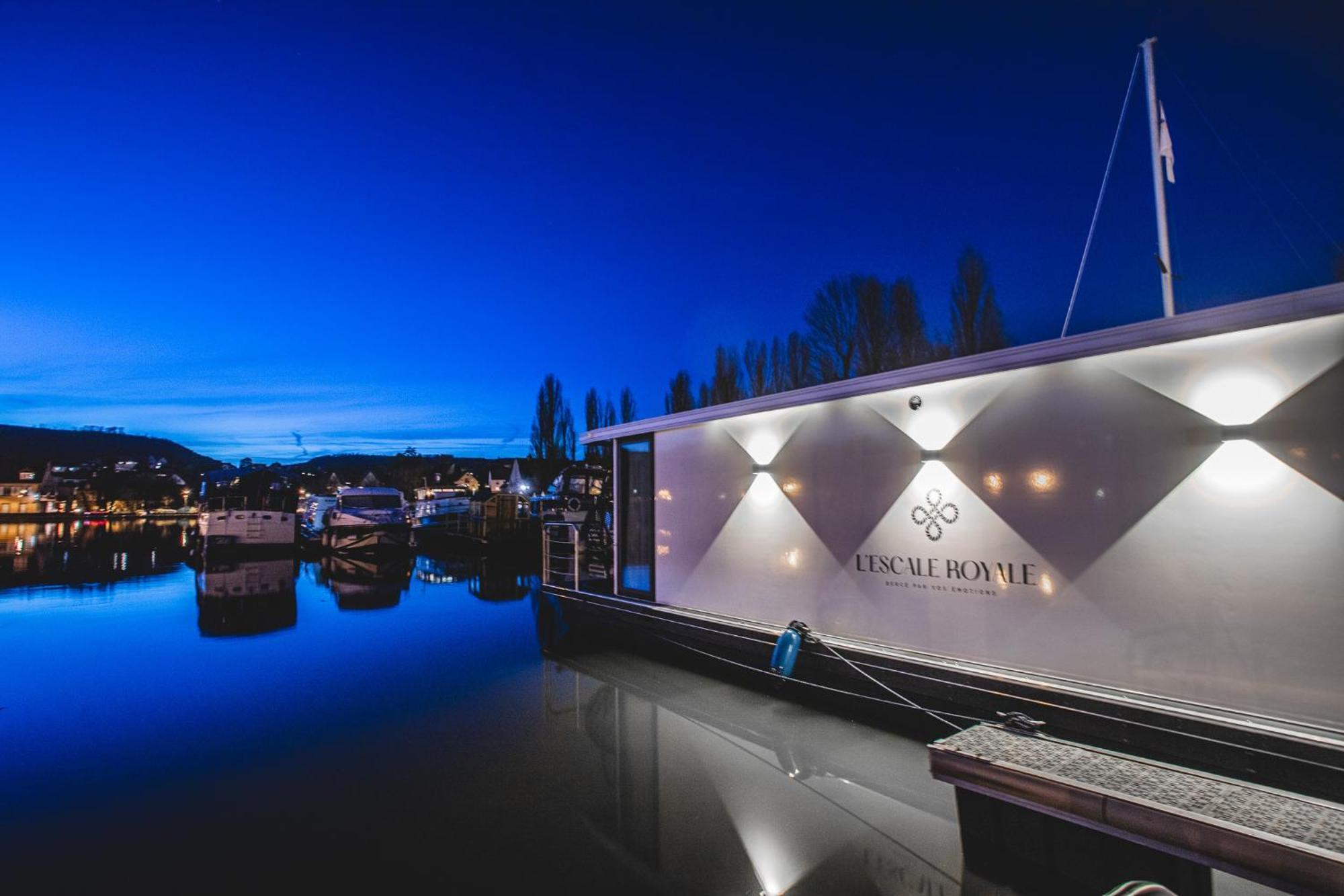 L'Escale Royale Saverne - Rhin - Strasbourg Bagian luar foto