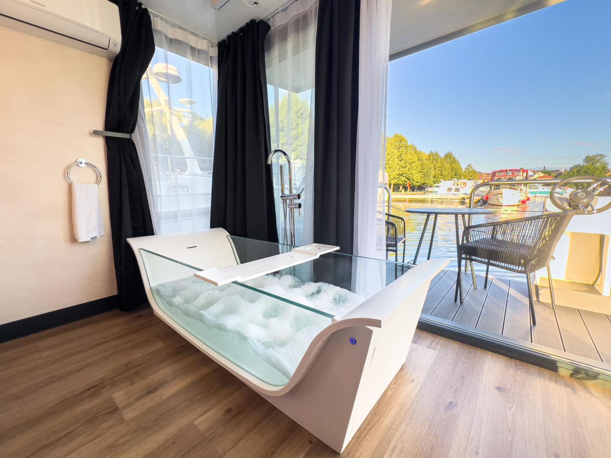 L'Escale Royale Saverne - Rhin - Strasbourg Bagian luar foto